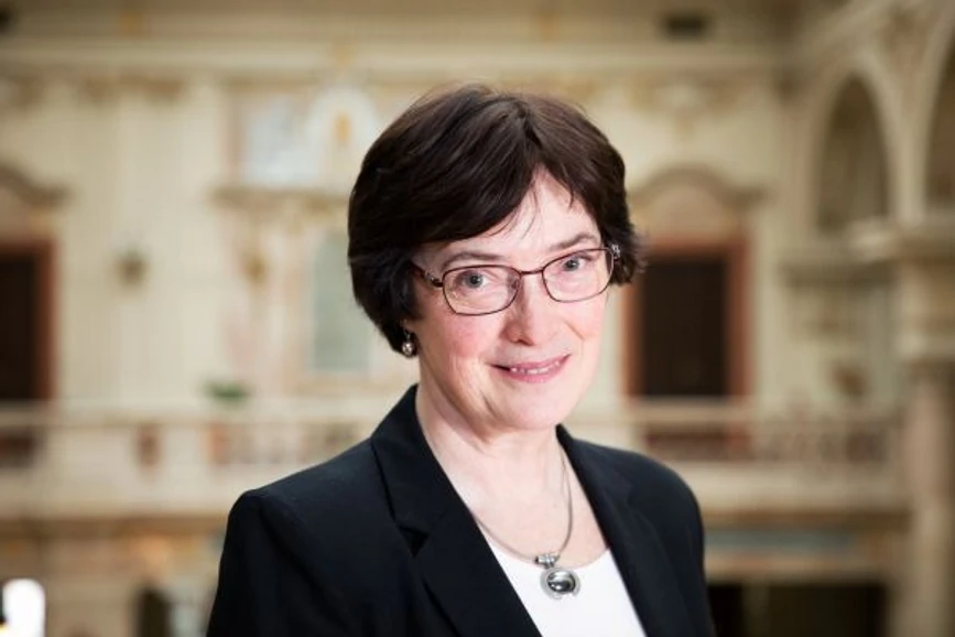 Universitas/D. Hamerník