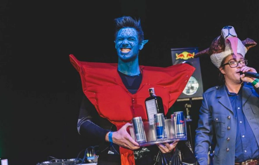 4 Students: Kachekran