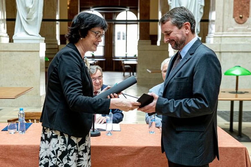 Akademie věd České Republiky: Doc. Dr. PhDr. Petr Klusoň, DSc.