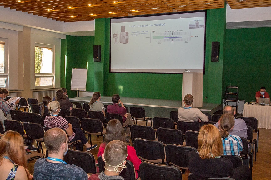 SSJMM: Přednáška Bruker - The Next Step in Omics and Imaging: CCS Values for Substantially Improved Data Quality