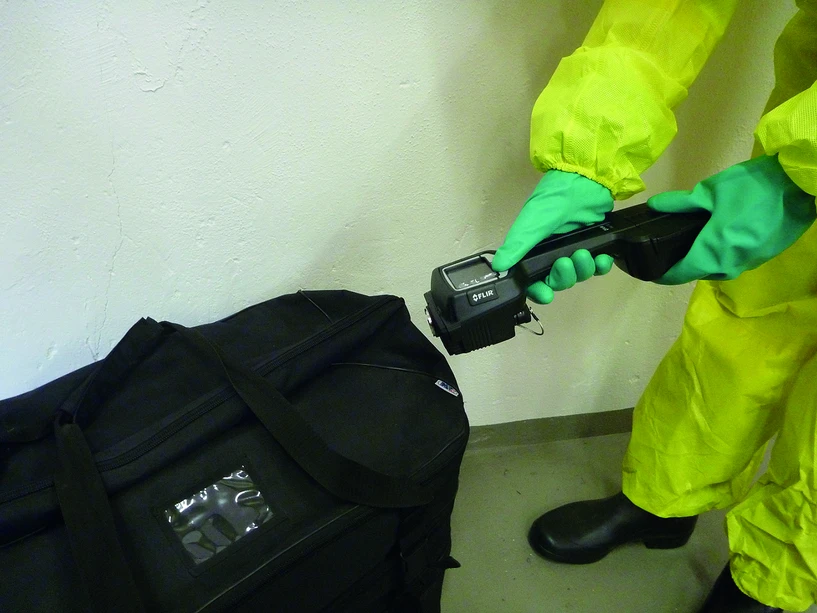 Hasičský záchranný sbor ČR: Ultra-stopový detektor výbušnin Fido X3