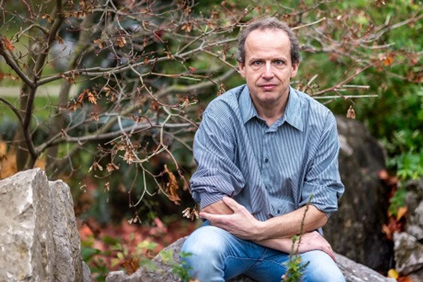 AV ČR: Vedoucí oddělení nanotoxikologie a molekulární epidemiologie Ústavu experimentální medicíny AV ČR Pavel Rössner