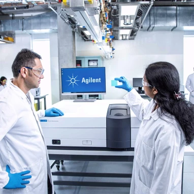 Agilent Cary 6000i UV-Vis-NIR spektrofotometr