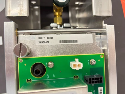 Agilent 5977 Analyzátor s extrakčním EI iontovým zdrojem (G7077-67201) (Bazar)