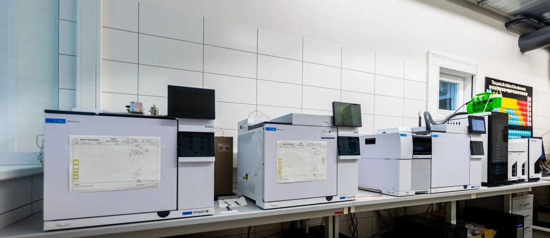 <ul>
<li><strong>Foto:</strong> CDV: Vývoj metod analýz čistoty vodíku s využitím plynové chromatografie</li>
</ul>
