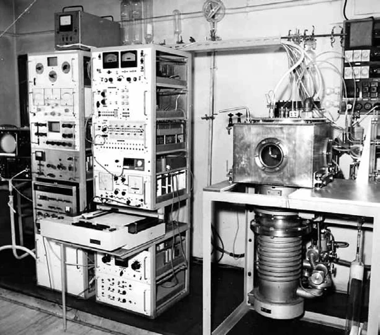 ČSHS: Obrázek 15b: Celý přístroj EVA II v r. 1973