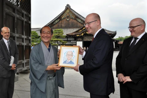 Čeští vědci s Japonci spolupracují na výzkumu nádorů mozku