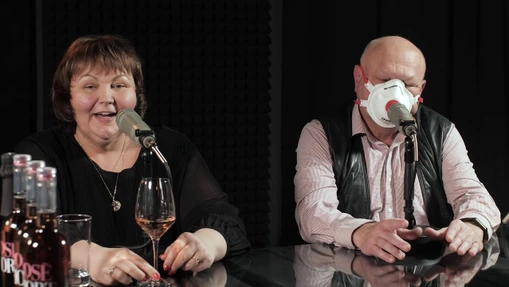 Doporučuji se propít ke zdraví - Stanovení antioxidantů pomocí FIA-ECD a UHPLC-MS