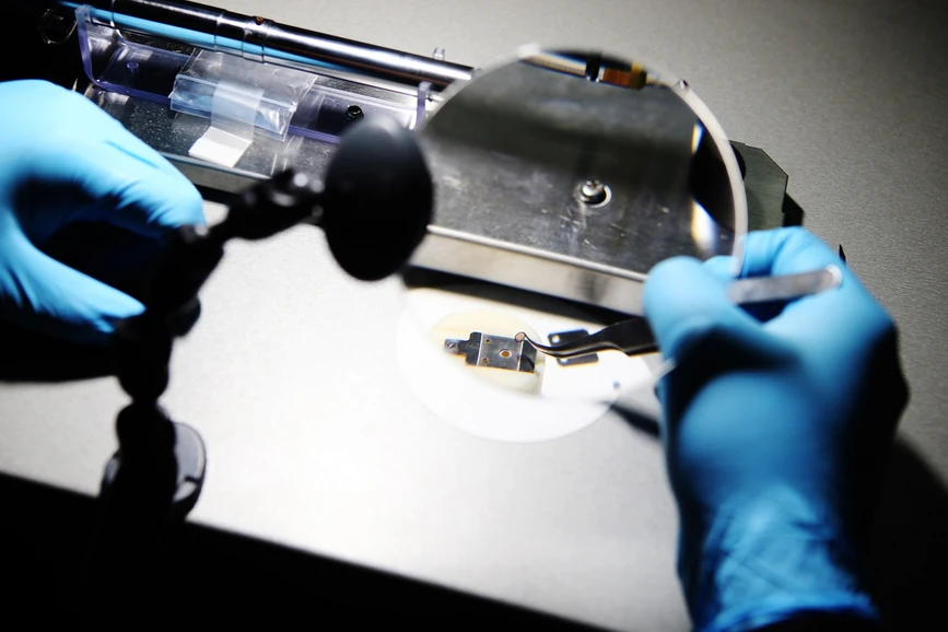 Forum/Martin Pinkas: Michal Mazur: Správný mikroskopista nemůže říkat ne