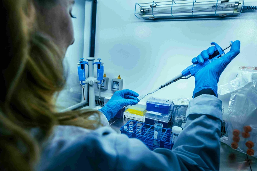 Forum UKHynek Glos Biofyzička Gálisová využije ERC k vývoji cílené dopravy léčiv