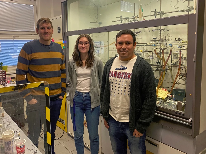 Forum UK/Jan Nekvinda: Jan Nekvinda nyní vede vlastní vědeckou skupinu na Ústavu anorganické chemie AV ČR