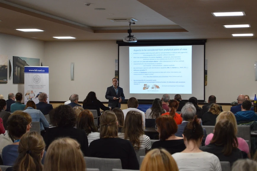 HPLC.cz: Chromatografie a hmotnostní spektrometrie v moderní archeologii a památkové péči - vybrané aspekty (Petr Bednář)