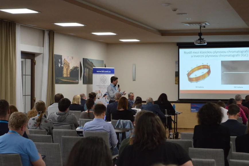 HPLC.cz: Inverzní plynová chromatografie (Jakub Heřt)