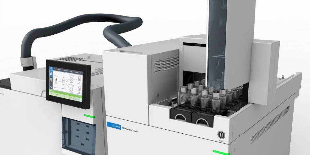 HPST: Agilent HeadSpace 8697 a jeho vyjímatelné zásobníky na vialky.