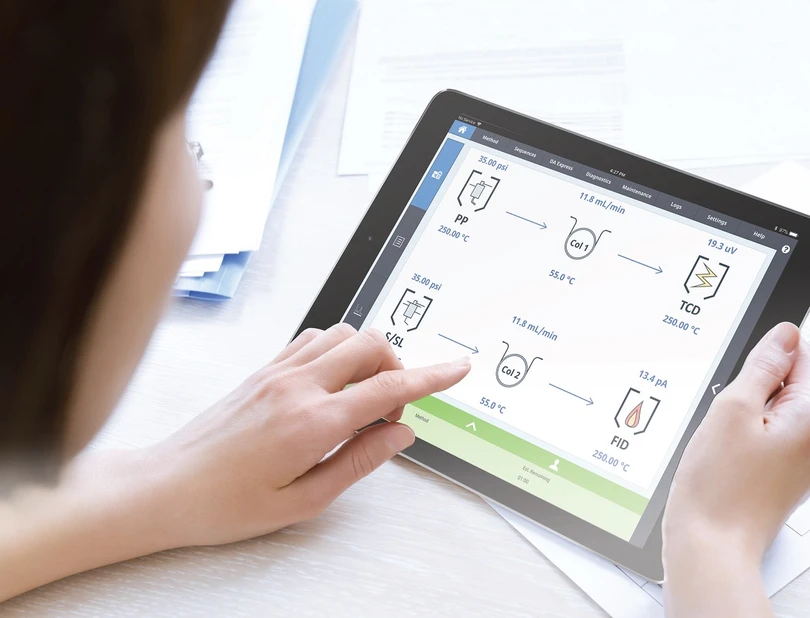 HPST: Vzdálené připojení a zabudovaná nápověda