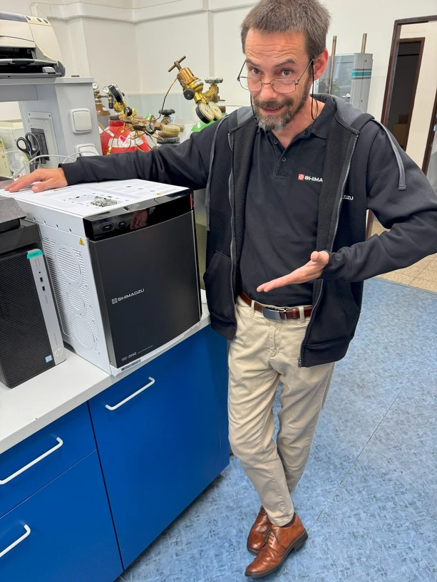 Shimadzu: Instalace GC systému od Shimadzu v Čechách