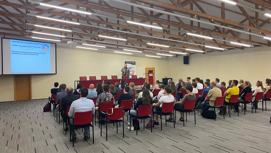 LabRulez: Polarografie aneb Kam dospěl světový objev po 100 letech (prof. Ing. Tomáš Navrátil, Ph.D., Česká společnost chemická)