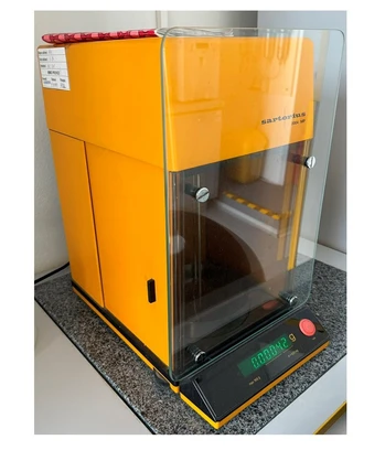 Sartorius 2004 MP6E Analytické váhy (Bazar)