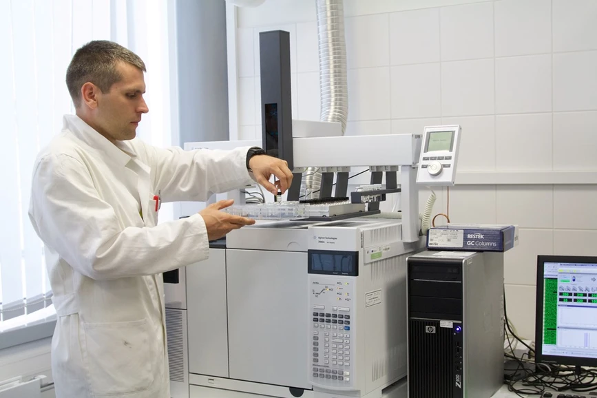 RECETOX: Laboratoře stopové analýzy