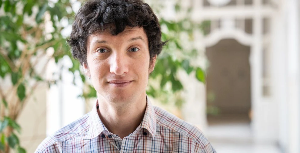 <ul>
<li><strong>Foto:</strong> MATFYZ UK/Tomáš Rubín: Pavel Malý: Opravdová fyzika je mimo školní lavice</li>
</ul>
