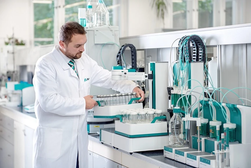 Metrohm: Metrohm titrace