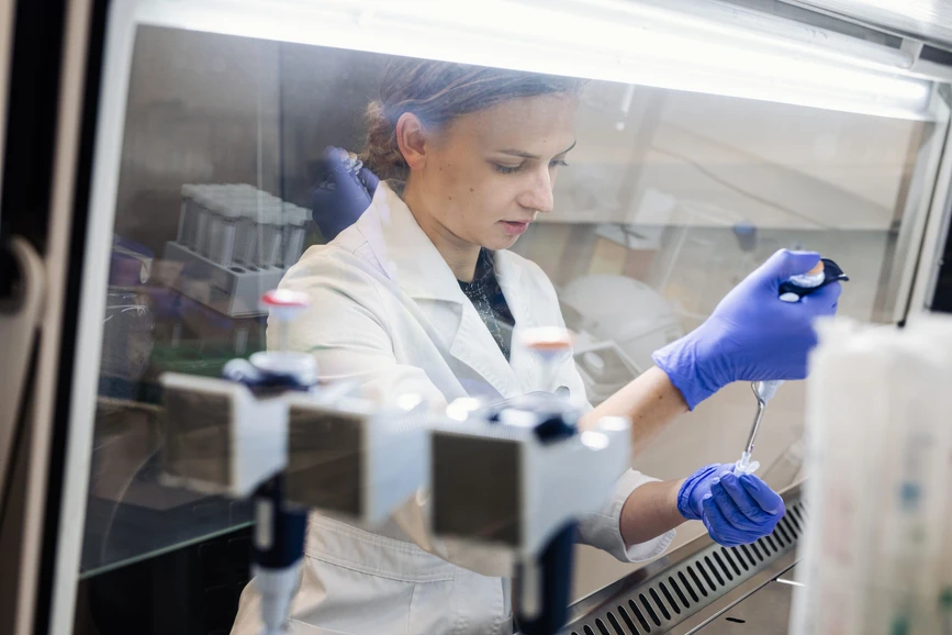 Nadace Experientia: CENA VIA CHIMICA 2024 - Karolína Slonková