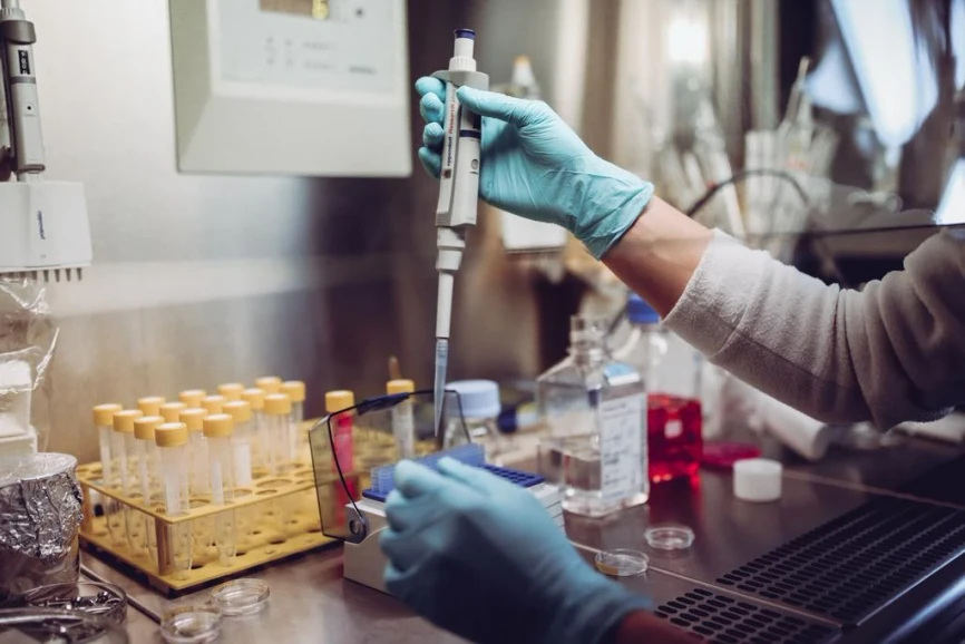 Noc Vedcu 2022: Návstěva polymerního světa | Centrum polymerních systémů Zlín