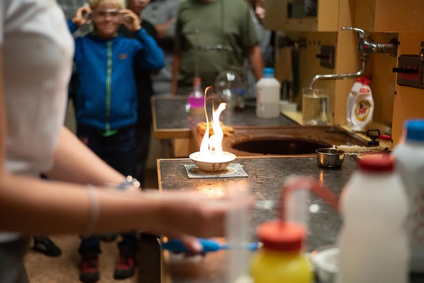 Noc vědců: Tajuplná chemie