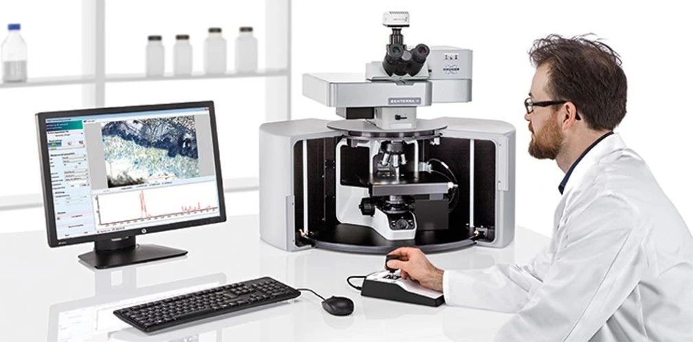 Optik Instruments s.r.o.: Obr. 5 – Ramanův mikroskop Senterra II.