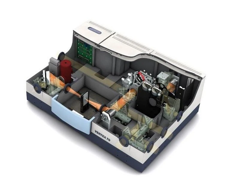 Optik Instruments s.r.o.: Obr. 2 – FTIR spektrometr VERTEX 70 (BRUKER), vnitřní pohled.
