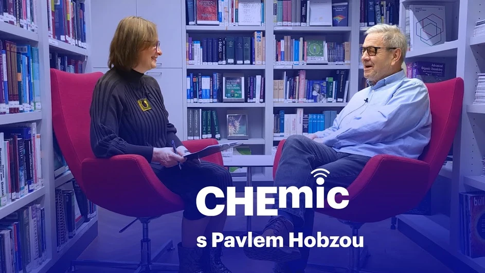 Podcast CHEmic #17 - Výpočetní chemie se stala uznávanou partnerkou experimentu, říká Pavel Hobza