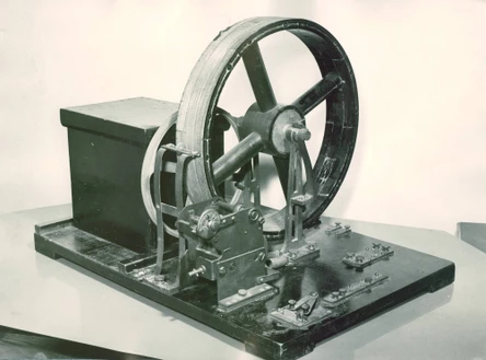 Polarografie slaví 100 let