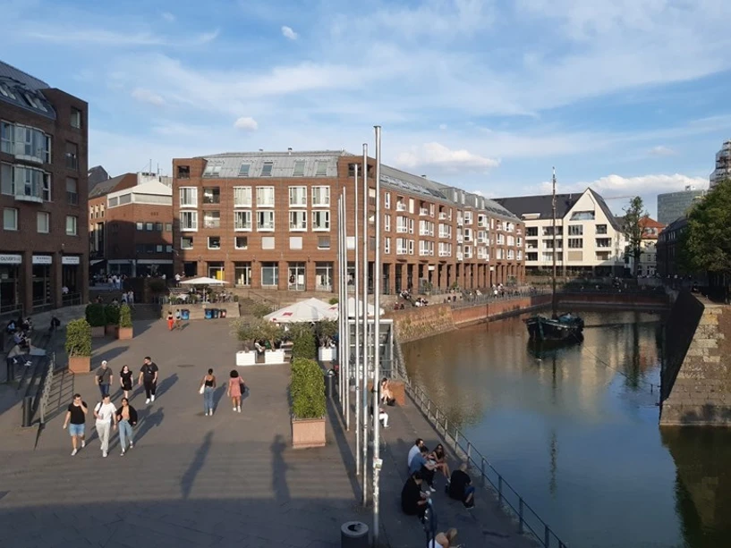 RECETOX/Eliška Kuchovská: Düsseldorf, Německo