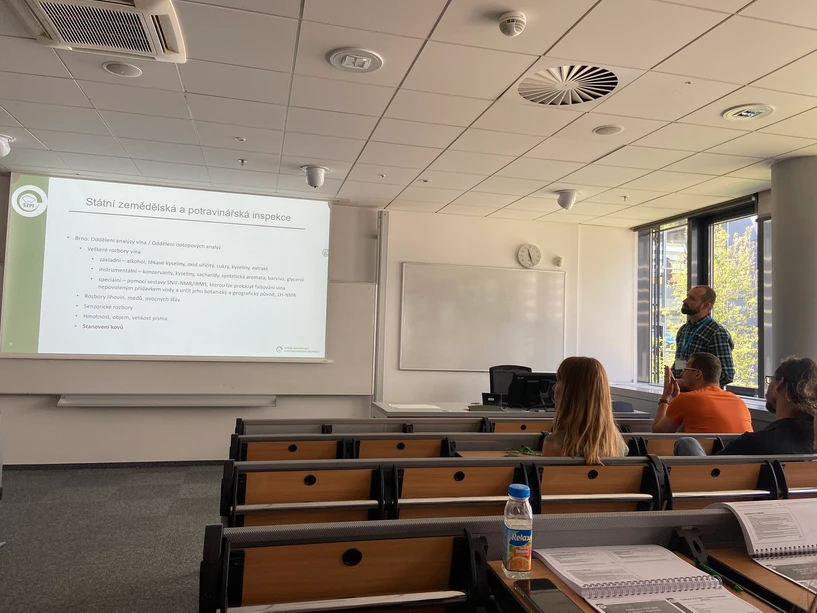 SSJMM: Aplikace ICP-MS v úřední kontrole potravin (Jiří Machát)