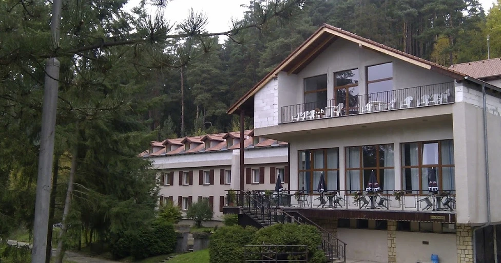 SSJMM: Hotel U jezera, bývalá chata ZRUP