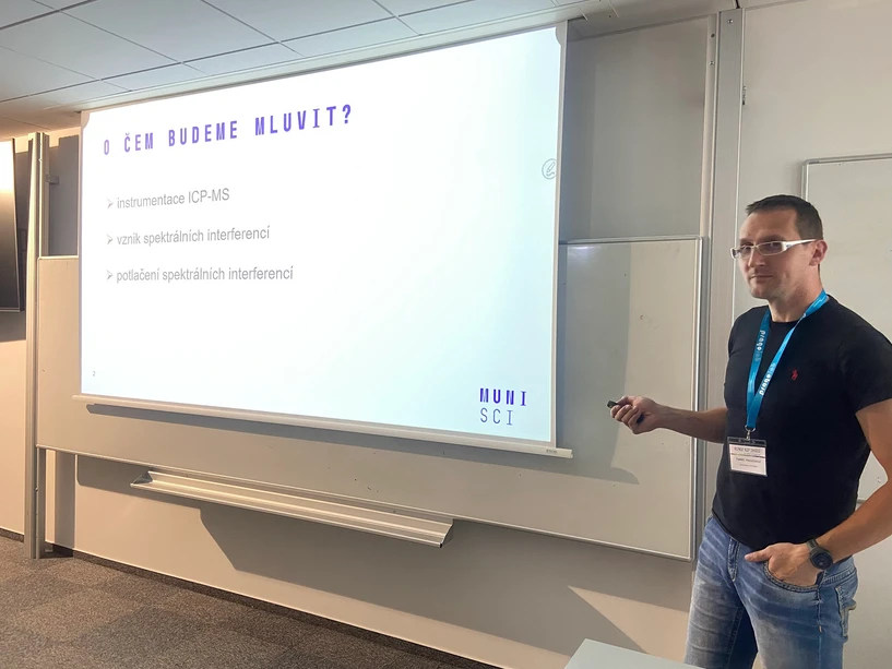 SSJMM: Instrumentace ICP-MS (Tomáš Vaculovič)