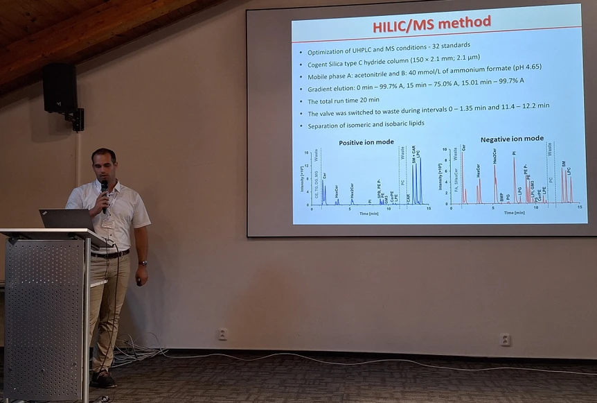 SSJMM: Lipidomic profiling of less abundant lipids in human blood by HILIC-MS (Ondřej Peterka)