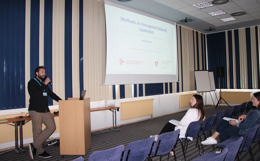 SSJMM: Metody necílené lipidomiky (Lukáš Najdekr)