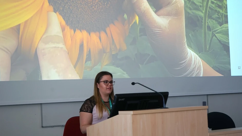 SSJMM: Time travel with honeys - The MP-AES analysis coupled with AMS age determination of Hungarian rape, sunflower and multifloral samples (Z. SAJTOS)