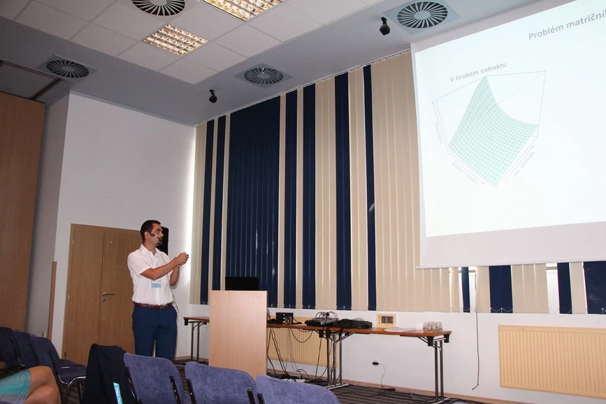 SSJMM: Screeningové plánování experimentů (Ivan Petřík)