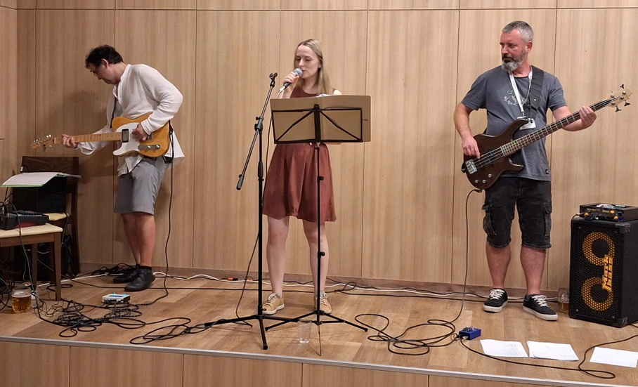 SSJMM: Společenský večer firmy Bruker - Hmotníkáři sobě