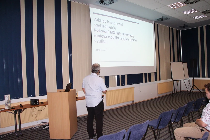 SSJMM: Základy hmotnostní spektrometrie – Pokročilé MS instrumentace, iontová mobilita a jejich reálné využití (Patrik Španěl)