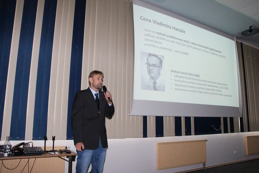 Škola hmotnostní spektrometrie: 26. Škola MS 2025 - Vyhlášení Ceny Vladimíra Hanuše (Josef Cvačka)
