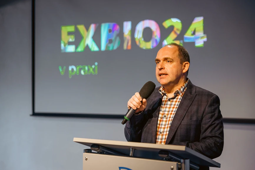 Univerzita Palackého: prof. Mgr. Novák Ondřej, Ph.D., vedoucí Laboratoře růstových regulátorů