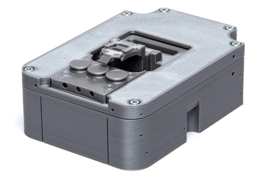 TriLab: NenoVision - maketa mikroskopu LiteScope vytištěná na tiskárně TRILAB DeltiQ