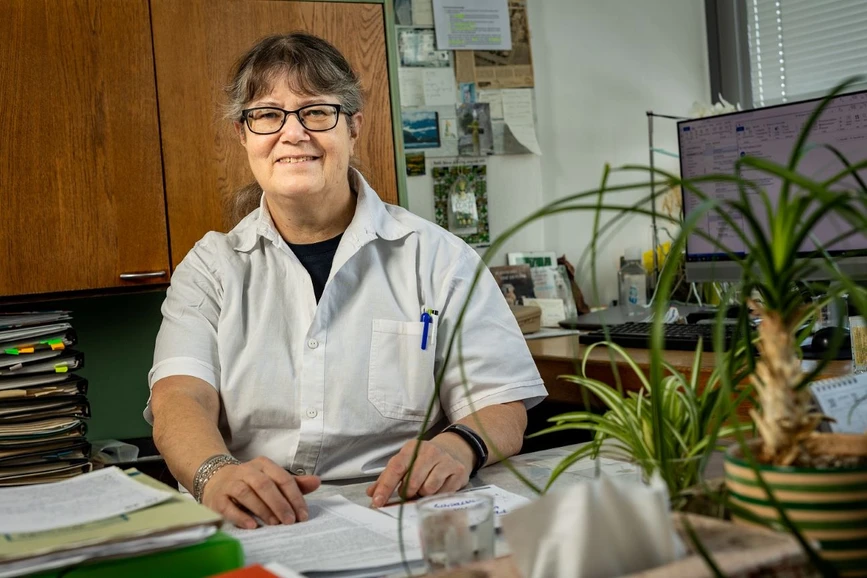 UK FORUM/Hynek Glos: „Léčiva cirkulující v životním prostředí ohrožují zdraví hospodářských zvířat, protože způsobují rezistenci," říká Barbora Szotáková.