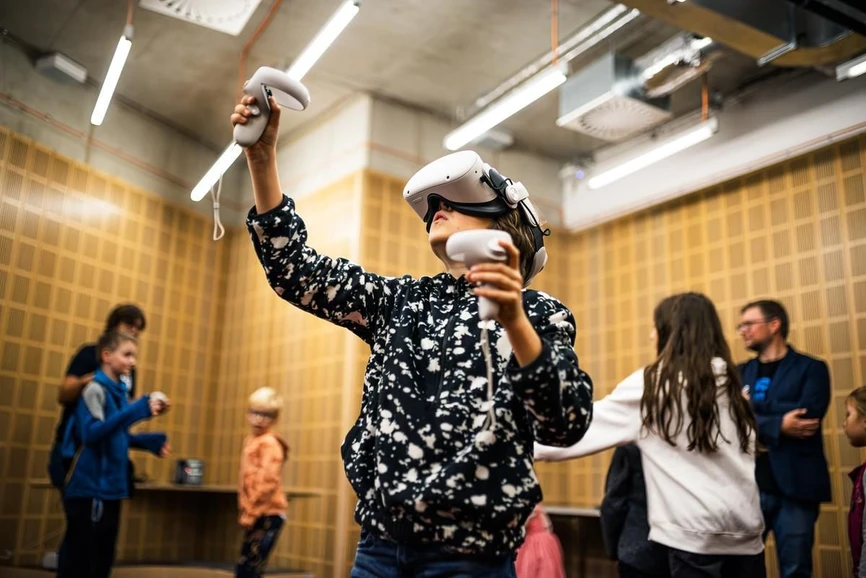 ÚOCHB AV ČR: DNA ve virtuální realitě