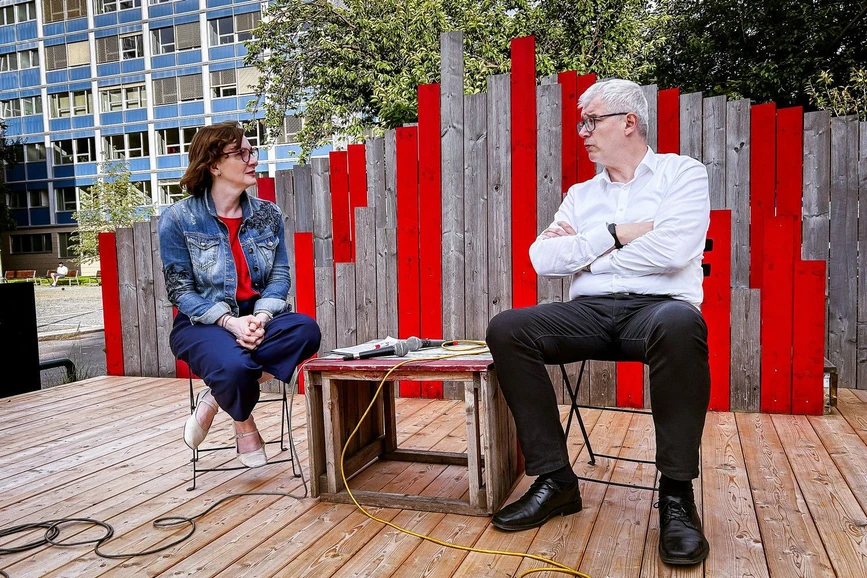 ÚOCHB/Tomáš Belloň – Podcast CHEmic #60 – Chemické objevy už nejsou dílem jediného člověka. Spolupráce mezi obory je klíčová