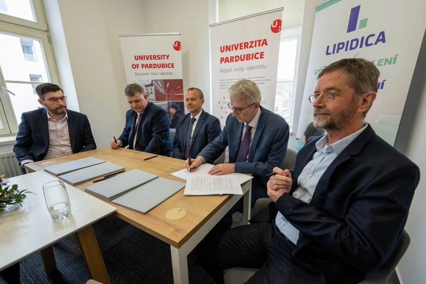 UPCE: První spin-off firma Univerzity Pardubice pomůže zavést screening rakoviny