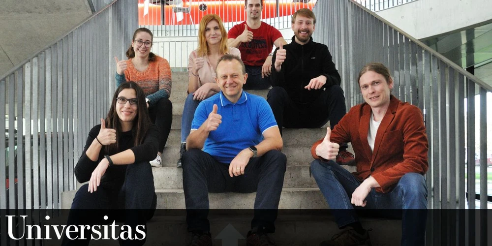 Universitas/Petr Špaček/Milan Reinberk: Tým prof. Michala Holčapka z Fakulty chemicko-technologické Univerzity Pardubice